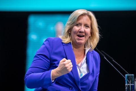 Ines Claus ist zur stellvertretenden Bundesvorsitzenden gewählt worden. (Archivbild) Foto: Michael Kappeler/dpa