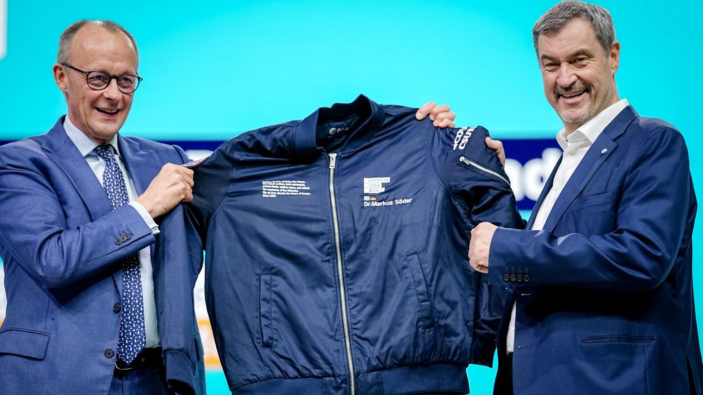 "Wir wollen dich nicht auf den Mond schießen", sagte CDU-Chef und Bundeskanzler Friedrich Merz (link) zu CSU-Chef Markus Söder.