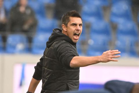 Trainer Marcel Rapp steht bei Holstein Kiel unter Druck. Foto: Uli Deck/dpa