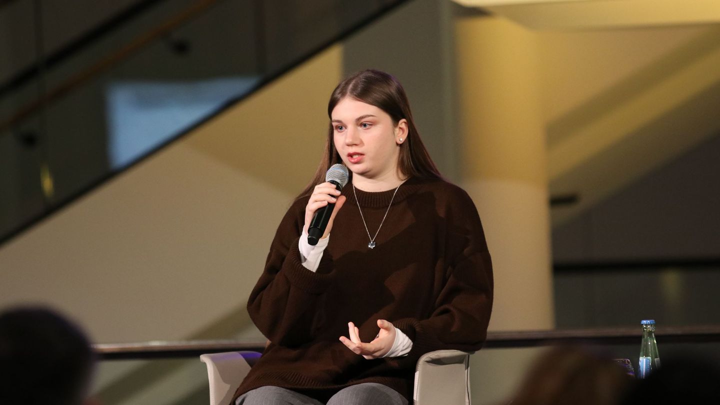 Russlands Angriffskrieg: Wie eine Ukrainerin von ihrer Verschleppung als Kind erzählt