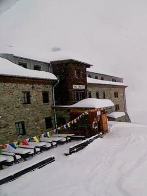 XXL-Lawine verschlingt Ski-Hütte in Österreich