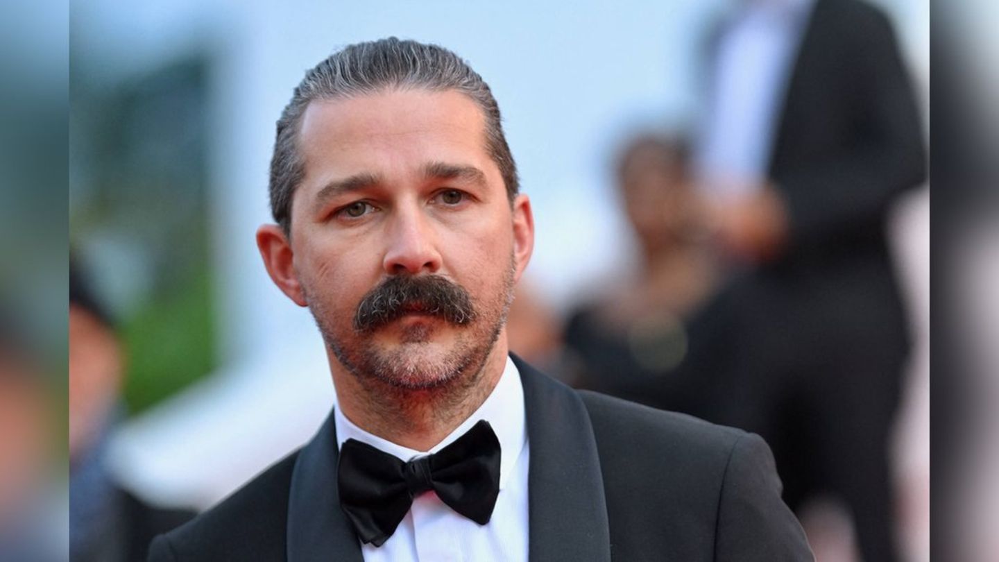 Shia LaBeouf: Er zeigt sich vertraut mit Unbekannter in Bar