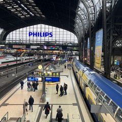 Die Züge des Metronum fuhren zwischenzeitlich nicht vom und zum Hamburger Hauptbahnhof. Foto: Benjamin Haller/dpa