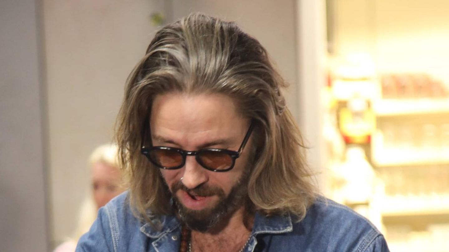 Gil Ofarim am Frankfurter Flughafen