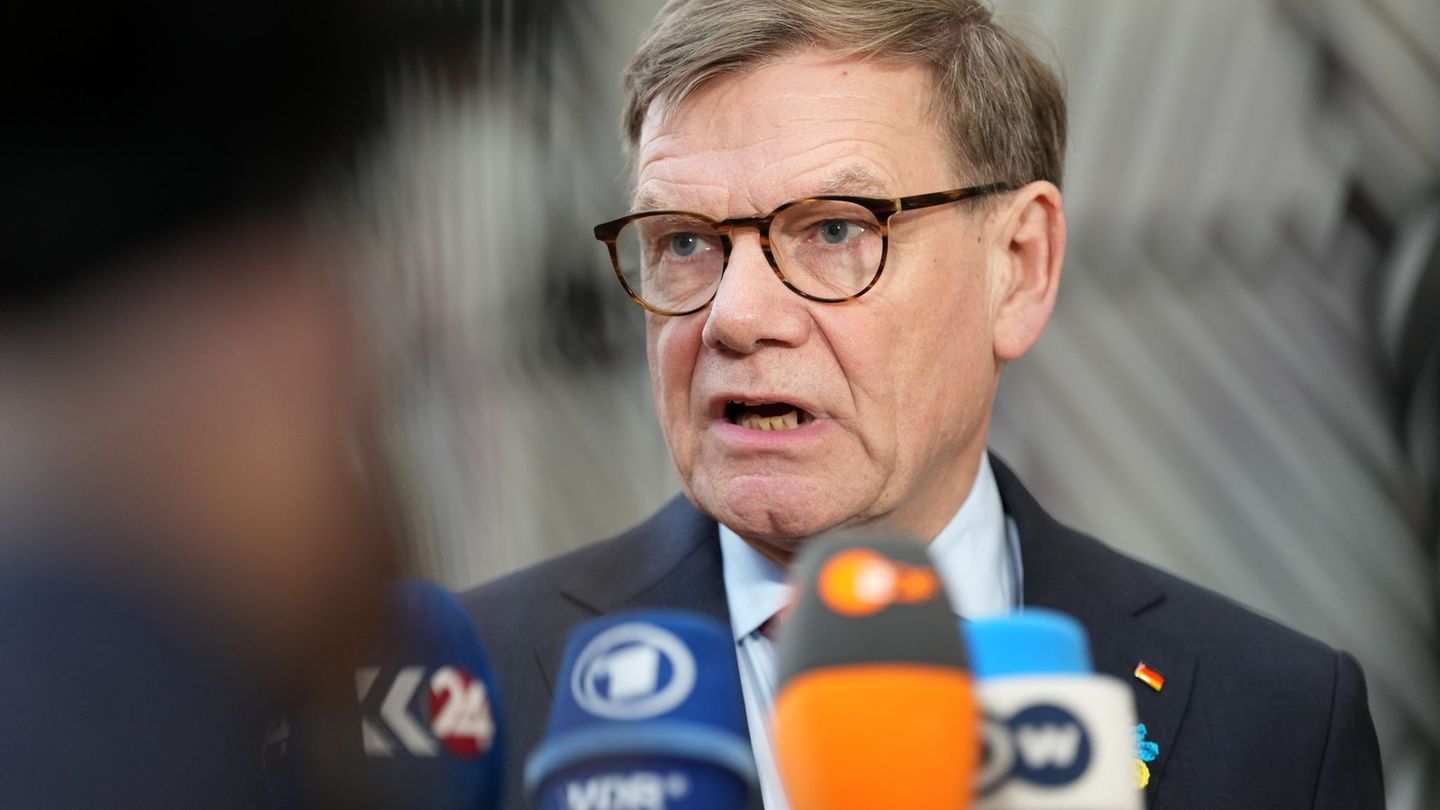 Hofft darauf, dass Ungarn seine Blockade schnell aufhebt: Deutschlands Außenminister Johann Wadephul. Foto: Virginia Mayo/AP/dpa