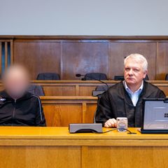 Am ersten Prozesstag wurde nur die Anklage verlesen. Foto: Laszlo Pinter/dpa