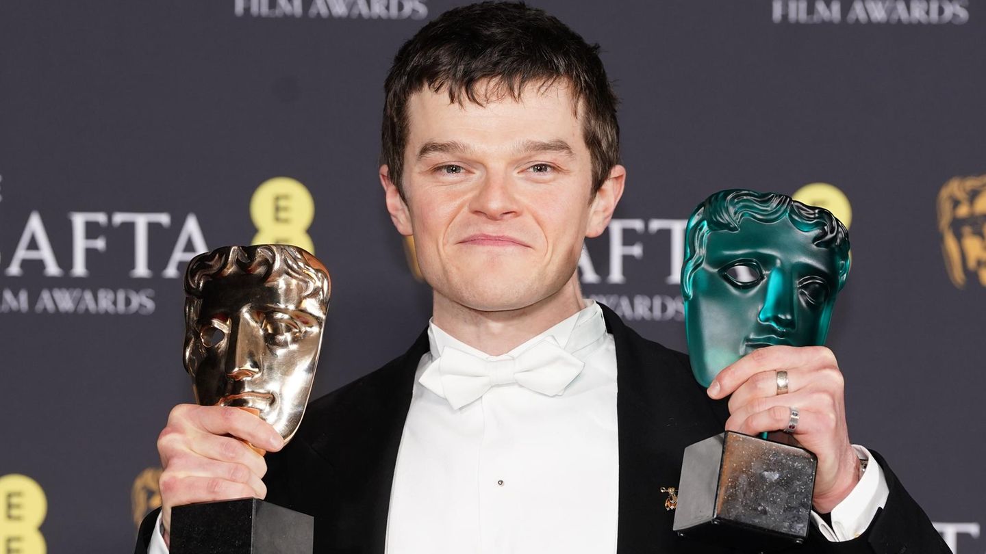 Robert Aramayo und seine zwei Bafta-Preise