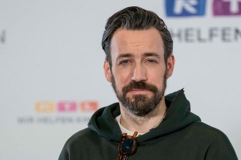 Jan Köppen moderiert seit 2023 zusammen mit Sonja Zietlow die RTL-Sendung "Ich bin ein Star - Holt mich hier raus!". Er überna