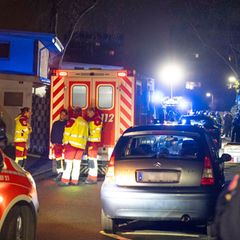 Ein Notarzt konnte nur noch den Tod des Opfers feststellen. (Archivbild) Foto: Justin Brosch/dpa