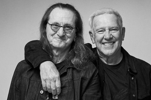 Die letzten verbliebenen Mitglieder von Rush kommen 2027 nach Deutschland: Geddy Lee (l.) und Alex Lifeson.