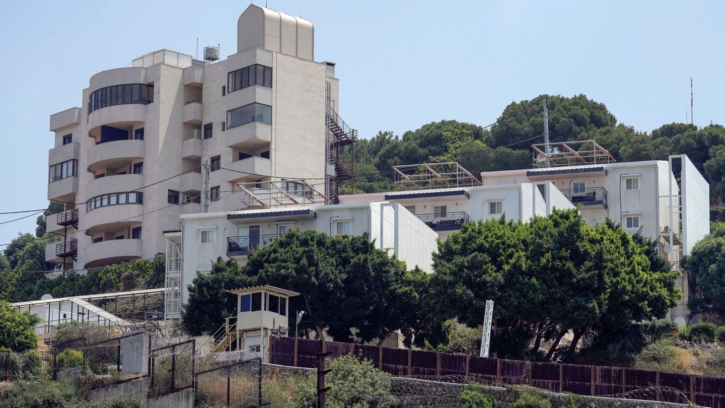 Inmitten der Spannungen zwischen Washington und Teheran hat das US-Außenministerium einen Teil seines Botschaftspersonals in Bei