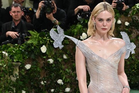 Elle Fanning bei der Met Gala 2024, das Motto hieß damals "Sleeping Beauties".
