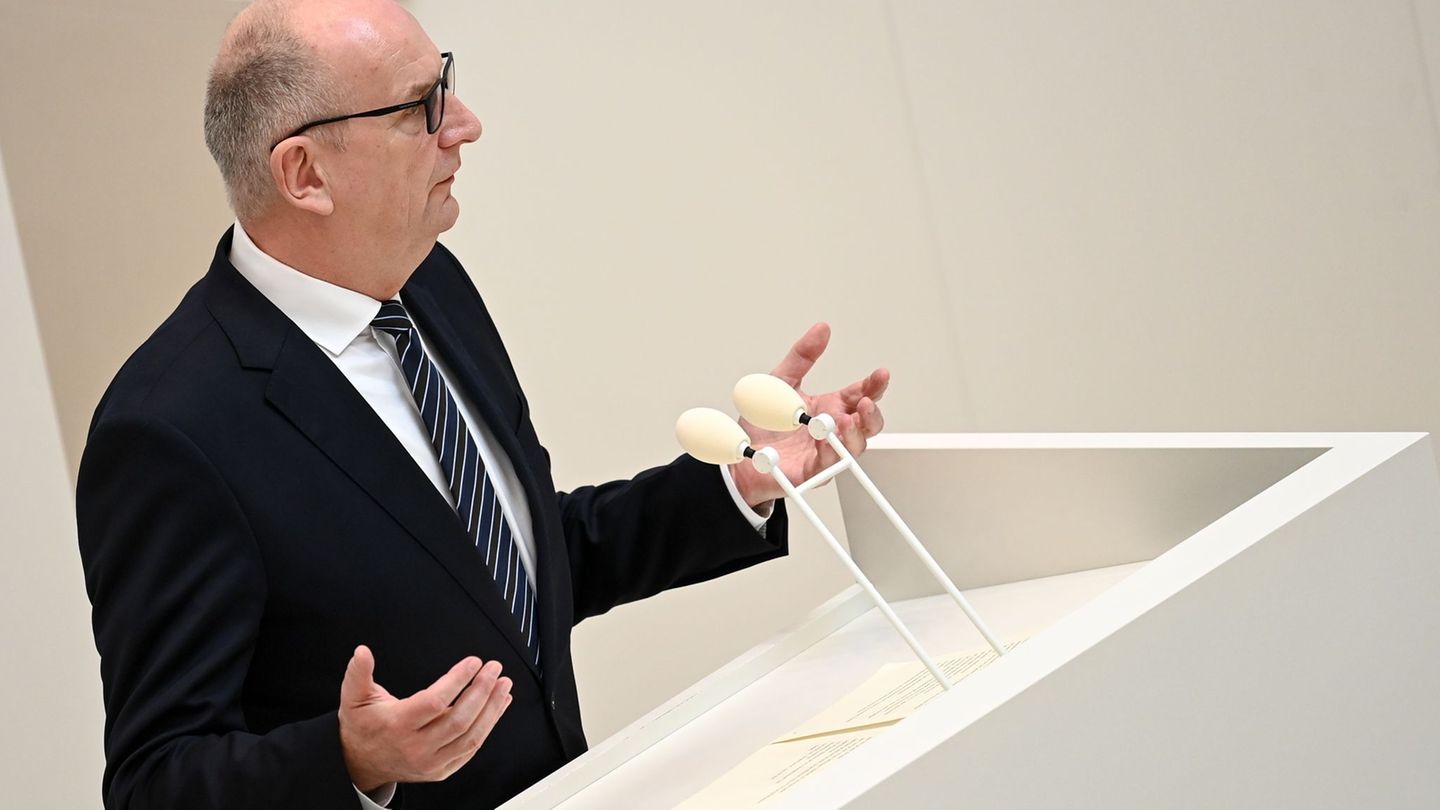 Vierter Jahrestag: Woidke dringt auf schnelles Ende des Ukraine-Kriegs