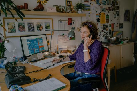 Telefonseelsorgerin Birgit Kärgel am Elterntelefon