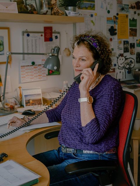 Telefonseelsorgerin Birgit Kärgel am Elterntelefon