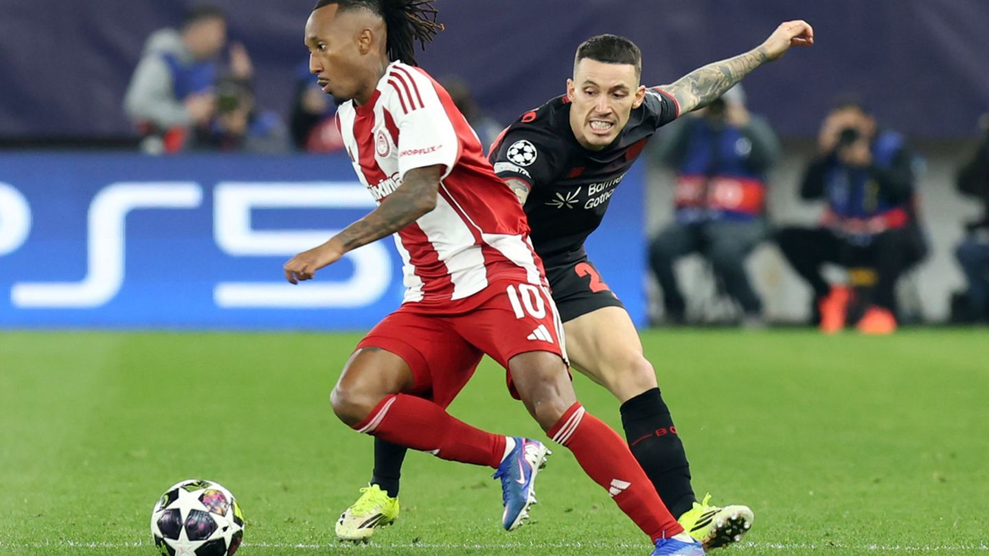 Bayer Leverkusen will im Rückspiel gegen Olympiakos Piräus in Achtelfinale in der Champions League einziehen. Foto: Yorgos Karah