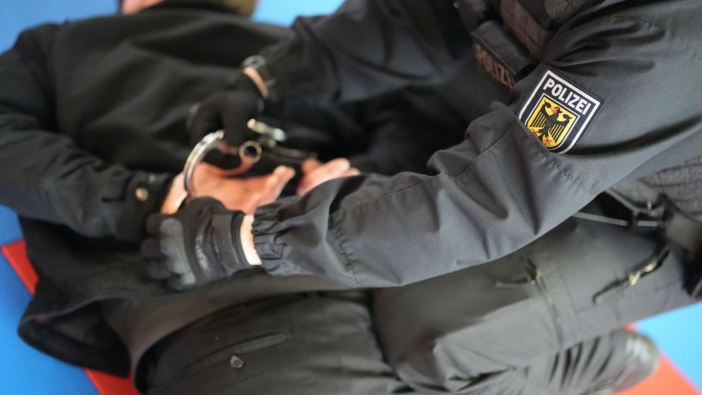 Gewalt gegen Einsatzkräfte: Mehr verletzte Polizisten trotz weniger Angriffen