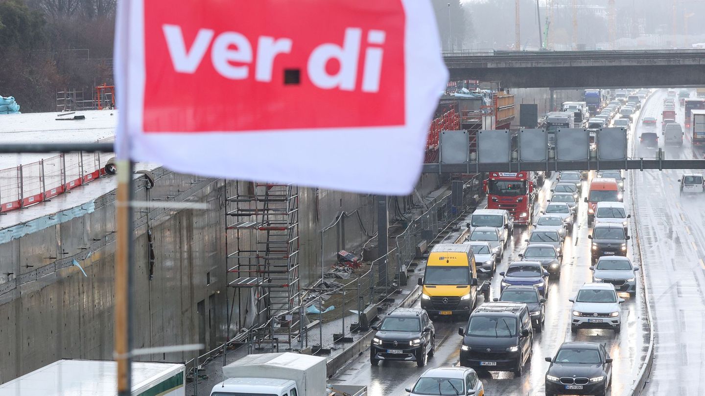 Verkehr: Elbtunnel nach Warnstreik wieder frei