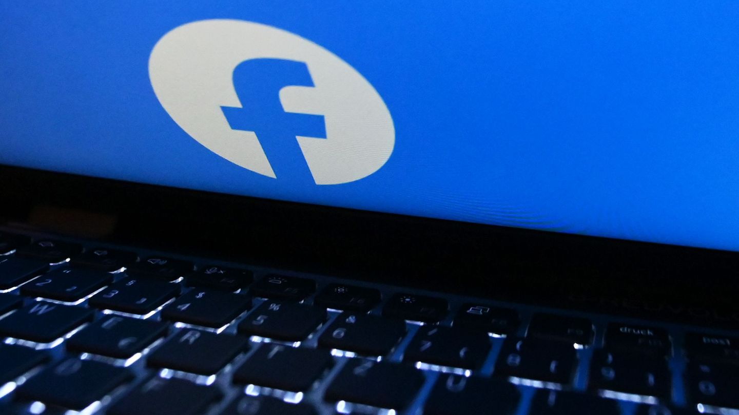 Mit der Freunde-finden-Funktion können registrierte Facebook-Nutzer die auf ihren Endgeräten verfügbaren Kontaktdaten auf einen