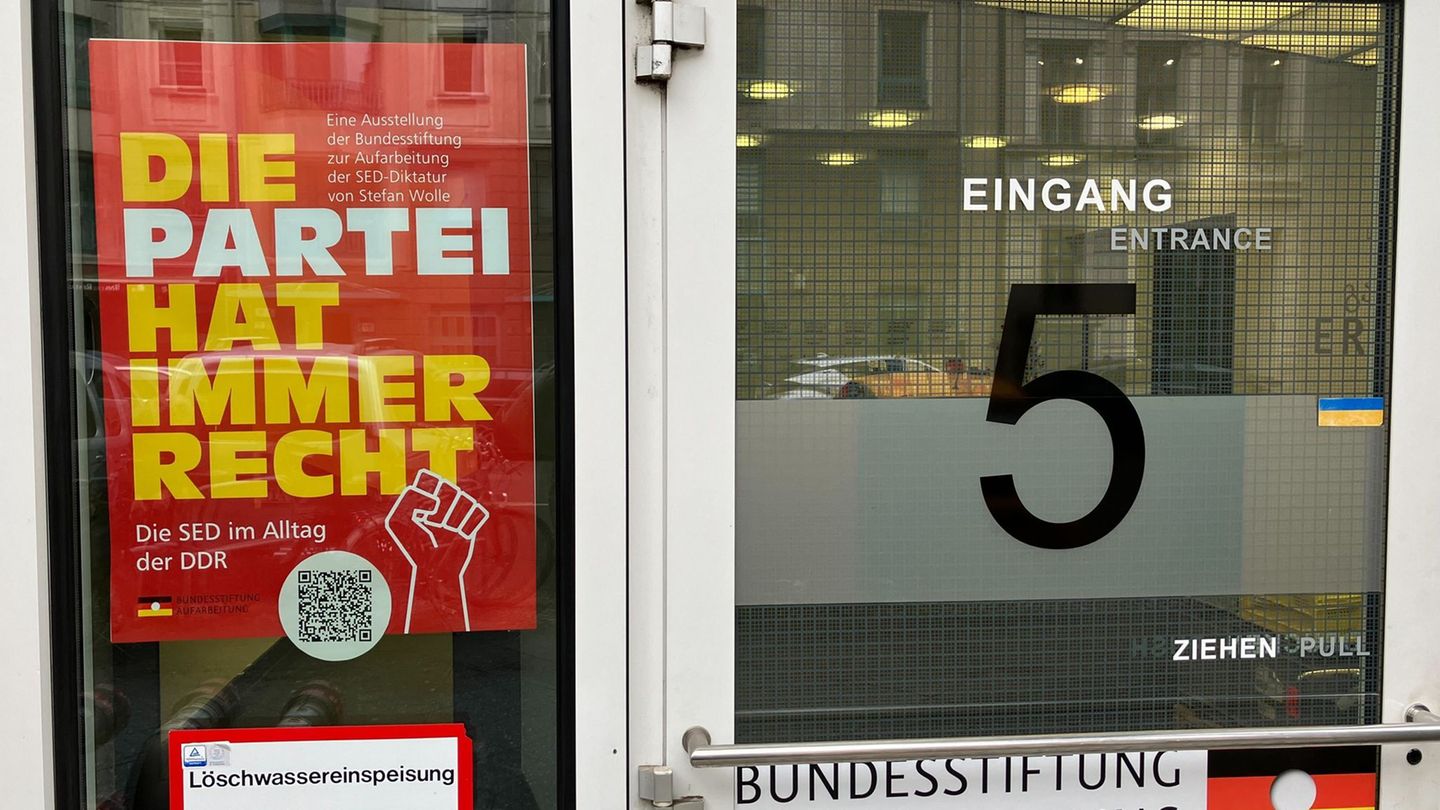 Die neue Jahresausstellung der Bundesstiftung zur Aufarbeitung der SED-Diktatur trägt den Titel "Die Partei hat immer Recht". Fo