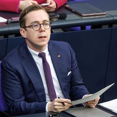 Aufstieg trotz Lobbyaffäre: Philipp Amthor im Januar in einer Bundestagssitzung