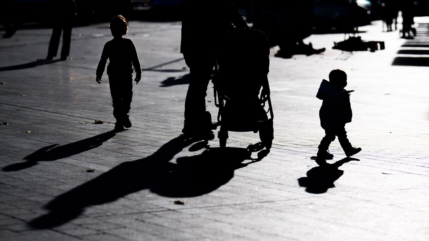 In Niedersachsen wird bis 2045 ein flächendeckender Bevölkerungsverlust erwartet. (Symbolbild) Foto: Julian Stratenschulte/dpa