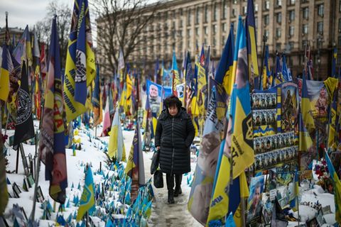 Improvisierte Gedenkstätte in Kiew
