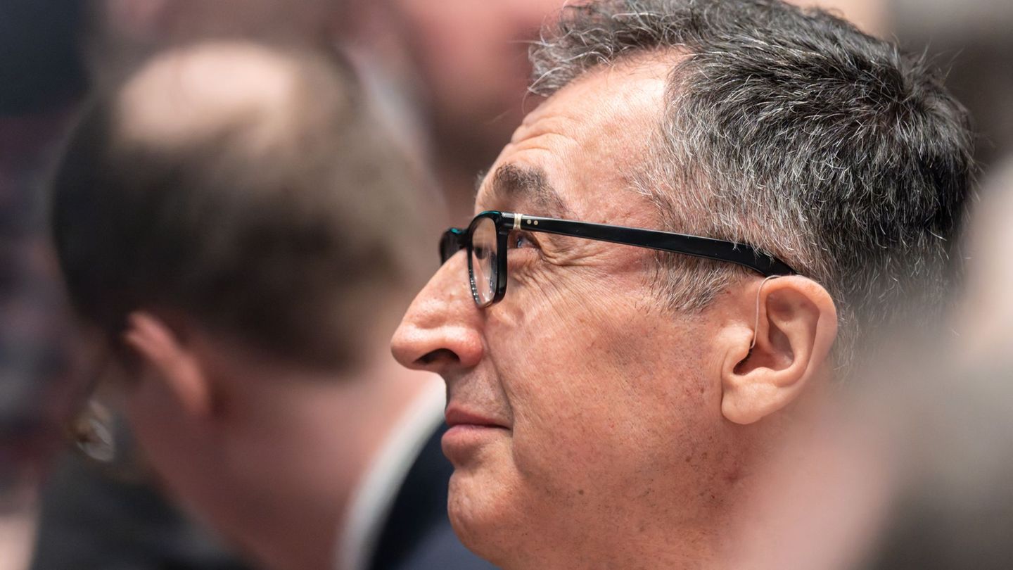 Bei einem sicherheitsrelevanten Vorfall wurde ein verdächtiger Gegenstand gefunden. (Foto-Archiv) Foto: Silas Stein/dpa