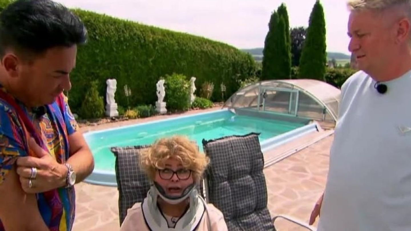 Matthias Mangiapane (l.) und Hubert Fella bilden in der Jubiläumsfolge "Hot oder Schrott - 10 Jahre die Allestester" ein Team