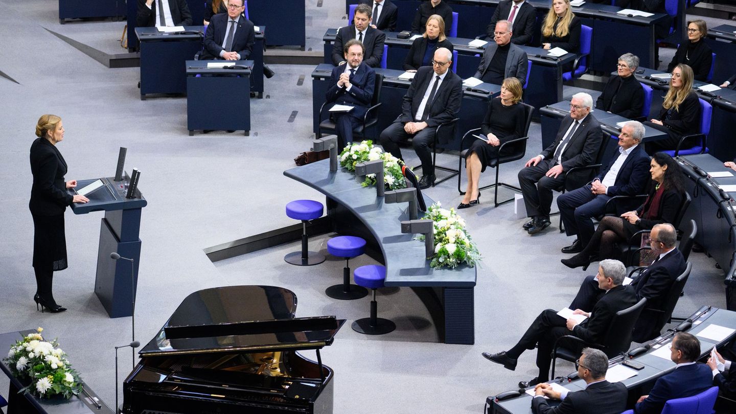 Die Spitzen der deutschen Politik nehmen Abschied von der früheren Bundestagspräsidentin Süssmuth Foto: Bernd von Jutrczenka/dpa