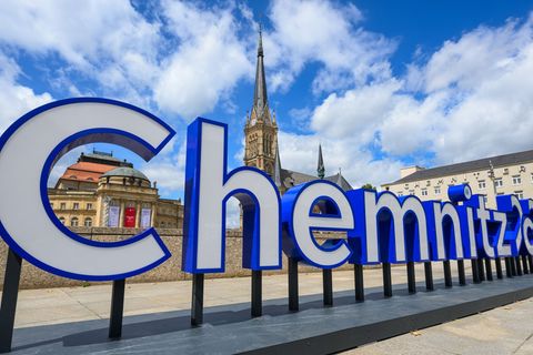 Nach dem Jahr als Kulturhauptstadt Europas 2025 wird Chemnitz diesen Sommer zum deutschen Theater-Mekka. Dann ist die Stadt Gast