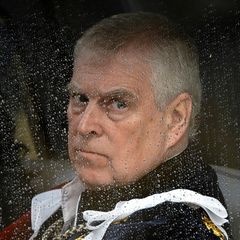 Der ehemalige Prinz Andrew verlässt Westminster Abbey