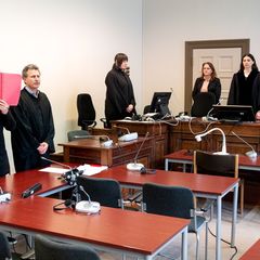 Der Angeklagte hat nach Angaben des Richters gestanden, an einer Bestrafungsaktion im Drogenmilieu teilgenommen zu haben. Foto: