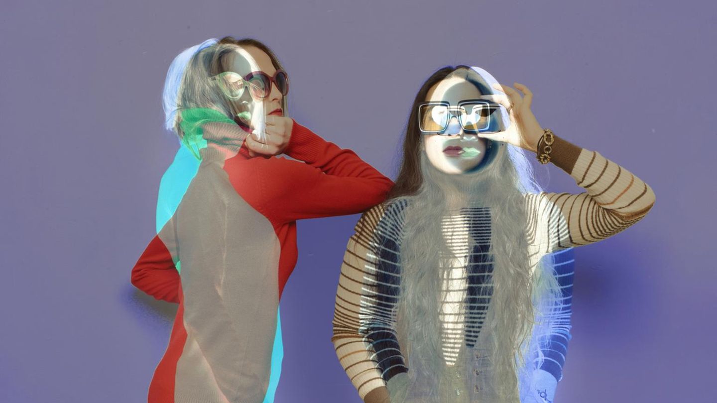 Eine illustrative Umsetzung von zwei Frauen