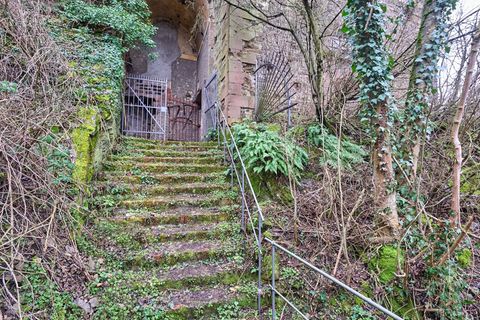 Der Tatort von damals ist eine Art Lost Place, das einstige Arbeitszimmer des preußischen Generals und Festungsbaumeisters Aster