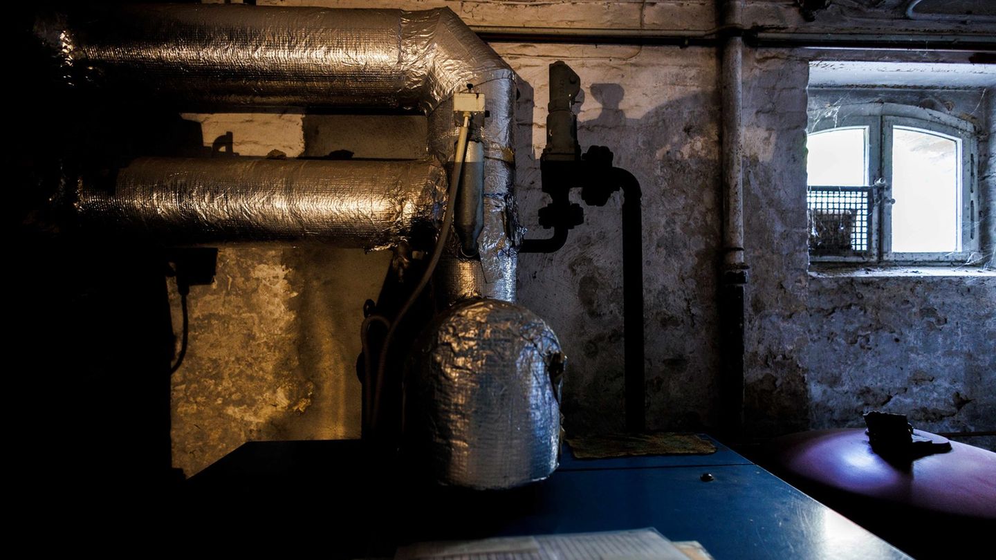 Klar ist: Immobilienbesitzer sollen weiter Öl- und Gasheizungen in ihre Wohnhäuser einbauen dürfen. (Symbolbild) Foto: Carsten K