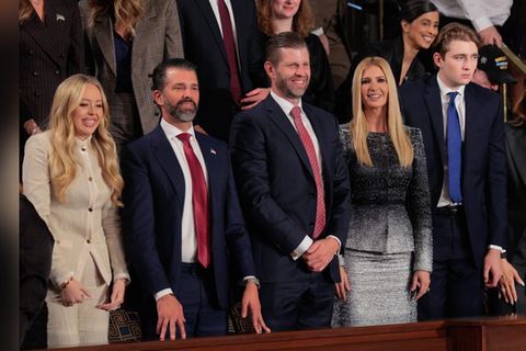 Die Trump-Familie in Washington: (l. n. r.) Tiffany Trump, Donald Trump Jr., Eric Trump, Ivanka Trump, Barron Trump und Melani