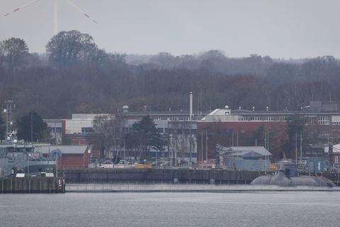 Der Marinestützpunkt in Eckernförde verfügt nun über ein neues Unterwasserfahrzeug. Foto: Christian Charisius/dpa