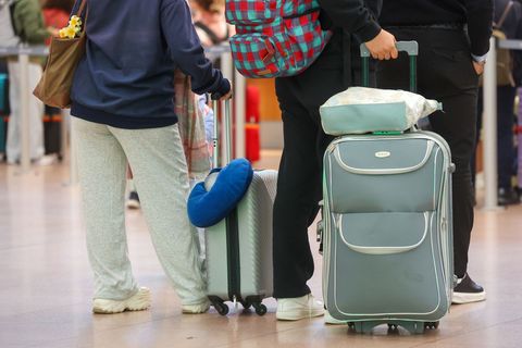 Im Zeitraum der Frühjahrsferien werden rund 625.000 Passagiere am Hamburger Flughafen erwartet. (Archivbild) Foto: Bodo Marks/dp