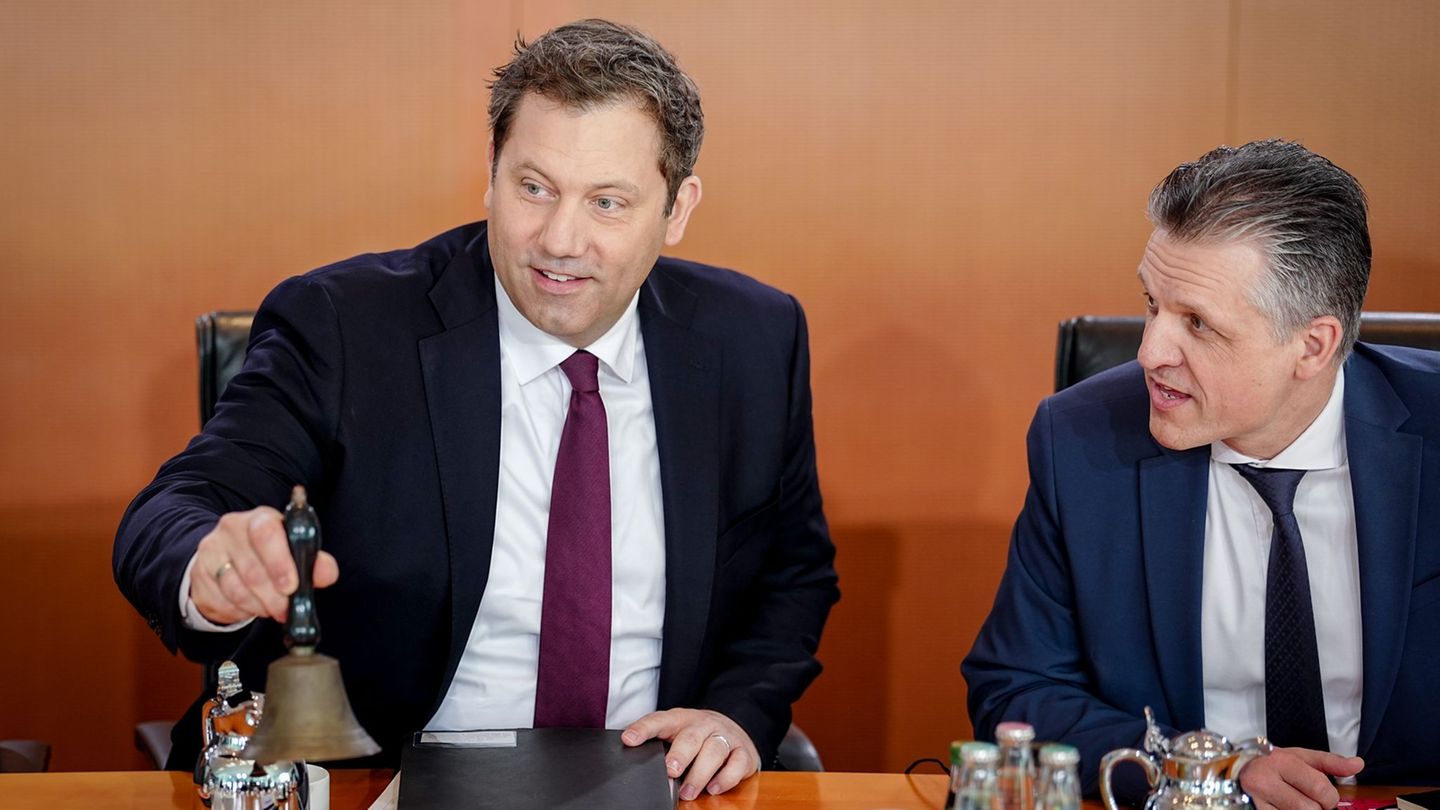 Vizekanzler Klingbeil leitete die Kabinettssitzung - und war auch an der Erarbeitung des Aktionsplans gegen Organisierte Krimina