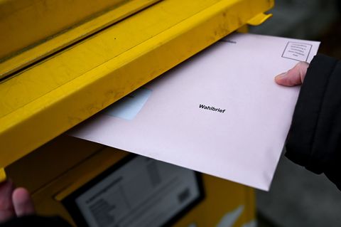 Im schwäbischen Friedberg ist es beim Versand der Briefwahlunterlagen zu einer Panne gekommen. (Symbolbild) Foto: Sven Hoppe/dpa