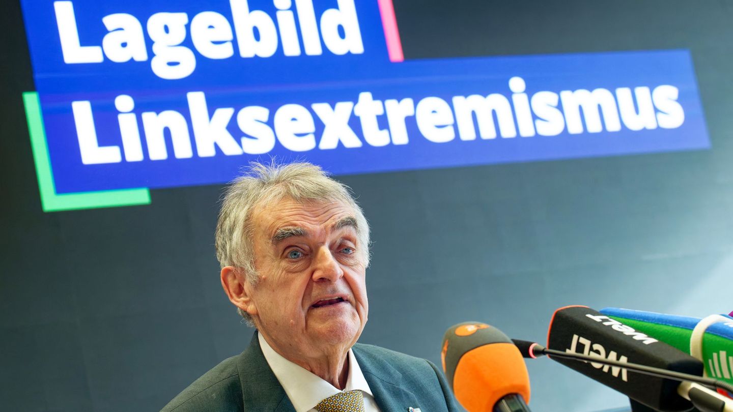 Nordrhein-Westfalens Innenminister Herbert Reul warnt vor harmlos verpackten Lockrufen der linksextremistischen Szene. Foto: Hen