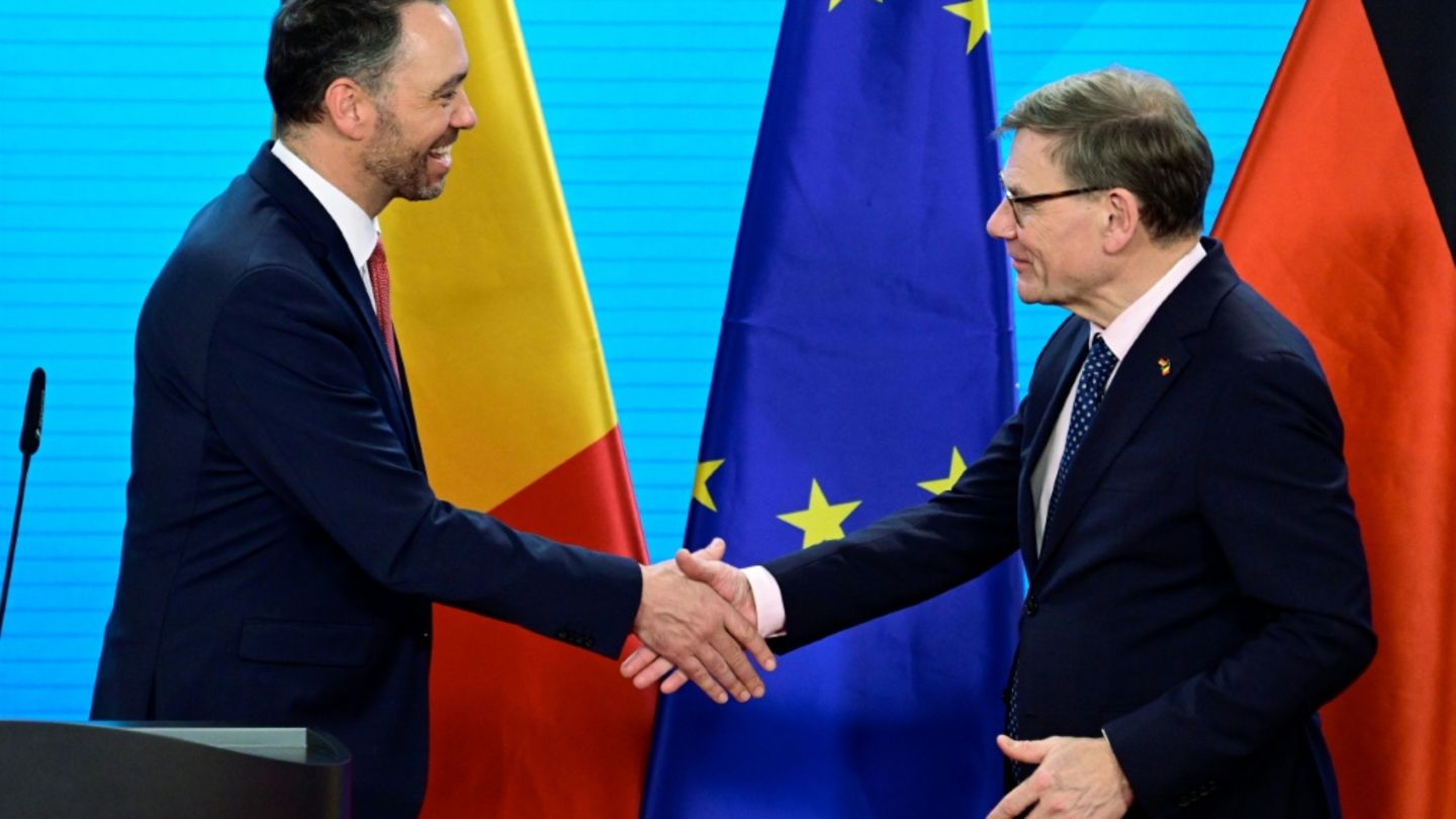 Wadephul bekräftigt scharfe Kritik an Ungarn wegen Blockade neuer Russland-Sanktionen