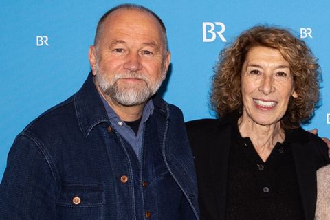 Drehbuchautor Uli Brée und Schauspielerin Adele Neuhauser beim BR Filmbrunch im Literaturhaus in München.