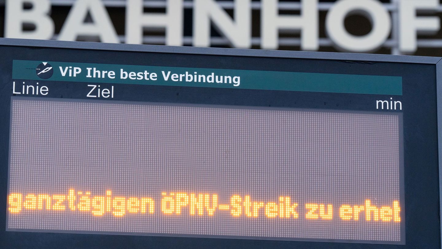 Der Warnstreik im öffentlichen Nahverkehr am Freitag wird voraussichtlich auch Auswirkungen auf die Schülerbeförderung haben (Ar