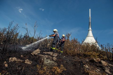 Der Fernsehturm von Liberec ist die Dominante der Region.(Archivbild) Foto: Radek Petráek/CTK/dpa