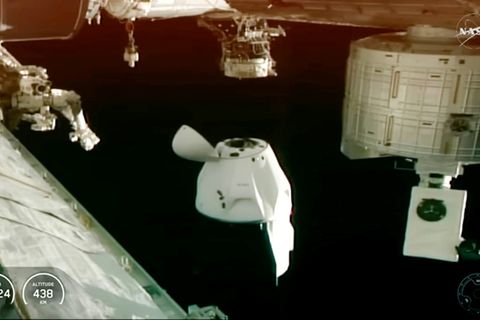 Raumkapsel mit Fincke und Kollegen dockt von der ISS ab