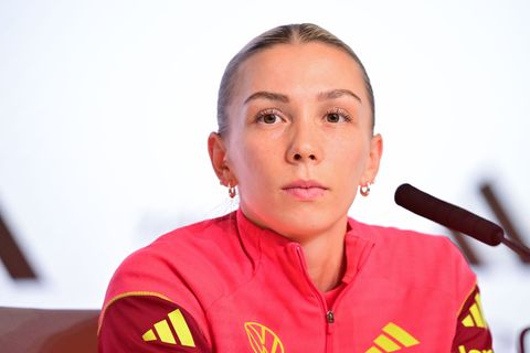 Der Blick geht nach vorn bei Elisa Senß und den deutschen Fußballerinnen. (Archivbild) Foto: Sebastian Christoph Gollnow/dpa