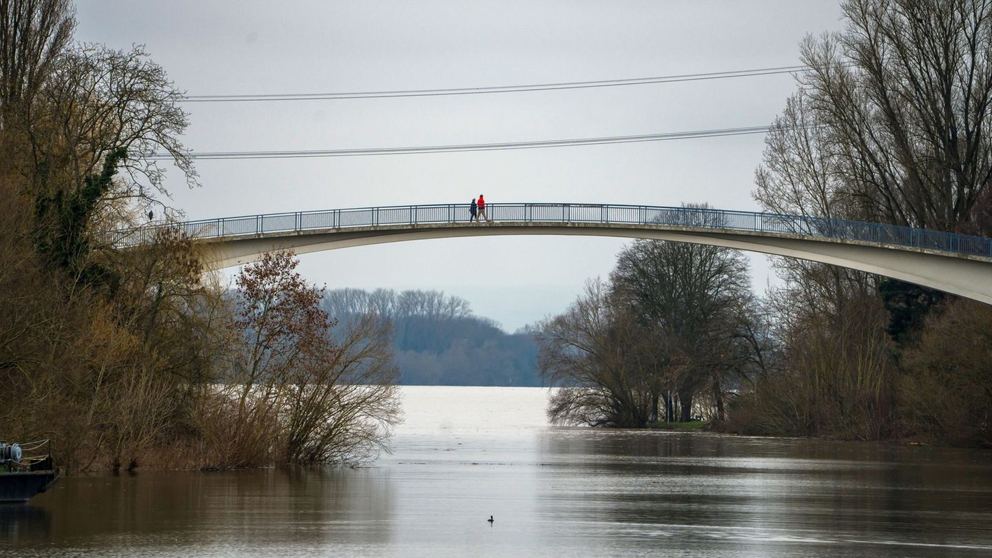 Es gibt frühlingshaftes Wetter. Foto: Andreas Arnold/dpa