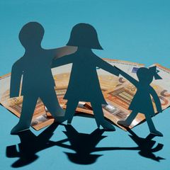 Zum Elterngeld sollte man sich schon in der Schwangerschaft Gedanken machen